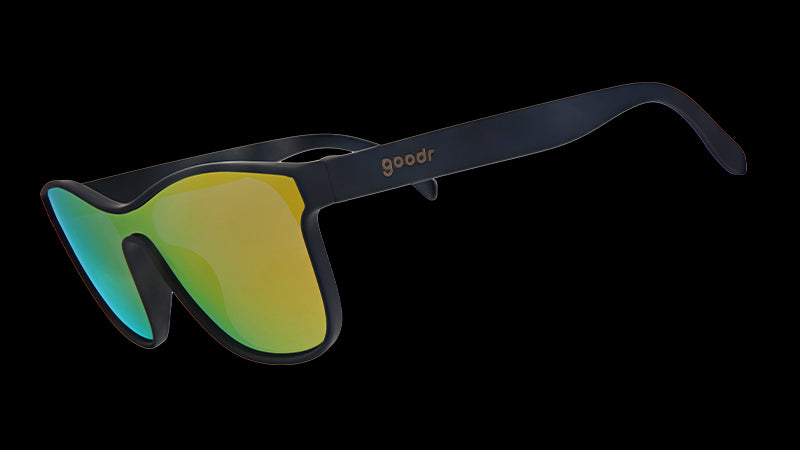From Zero to Blitzed | zwarte zonnebril in futuristische stijl met amberkleurige glazen | goodr zonnebril