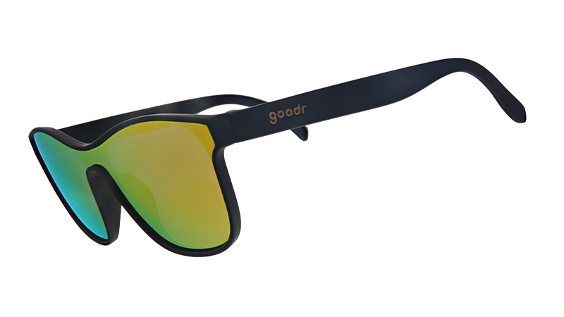 Lunettes de soleil de style futuriste noir avec verres ambrés | lunettes de soleil goodr